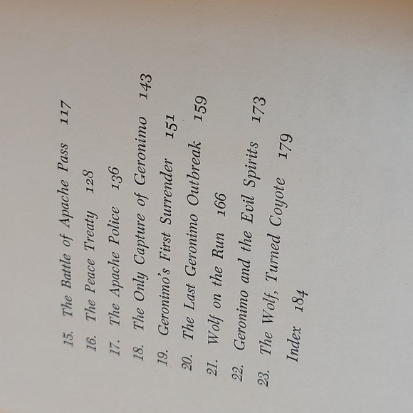Vintage Book Geronimo Wolf of the Warpath - Picture 4 of 8
